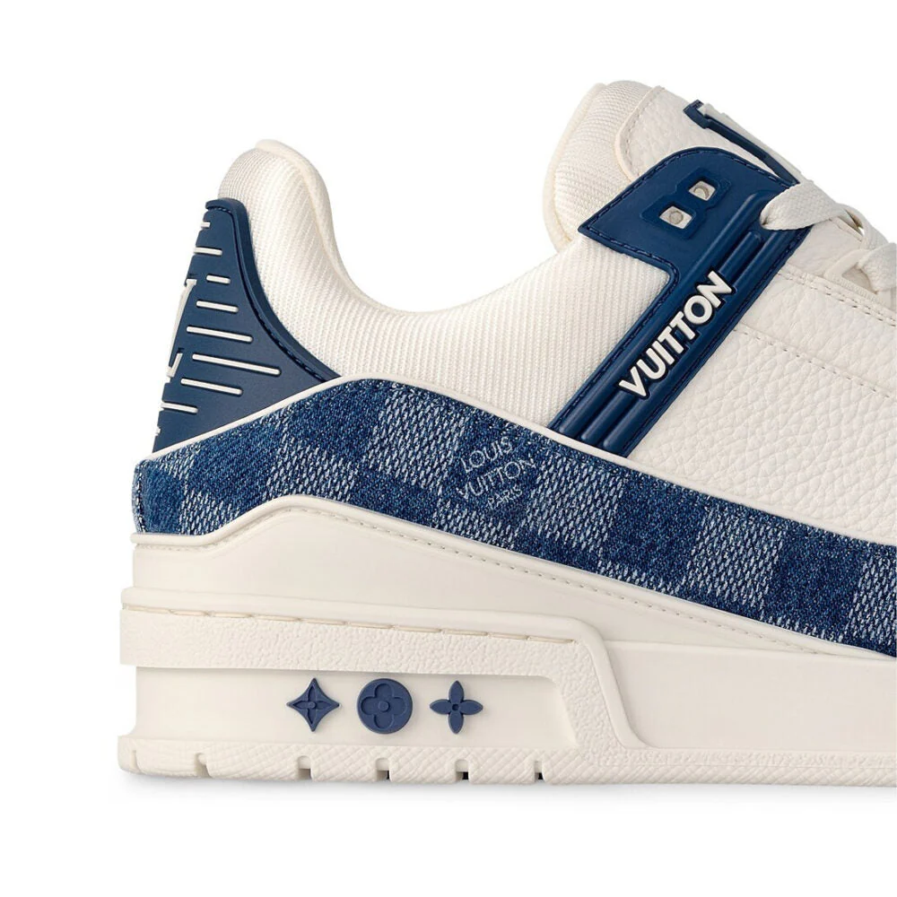 LV  Trainer Sneaker