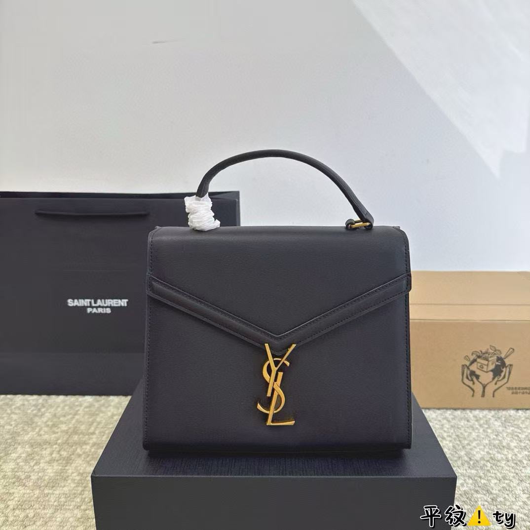 Vintage Size 9.8″x8.3″ Matte Black leather Handbag BB-921814