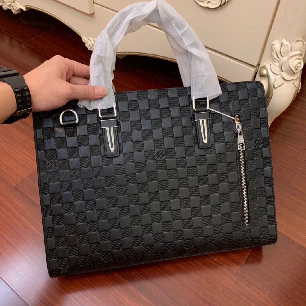 LV Briefcase 39x30x8cm