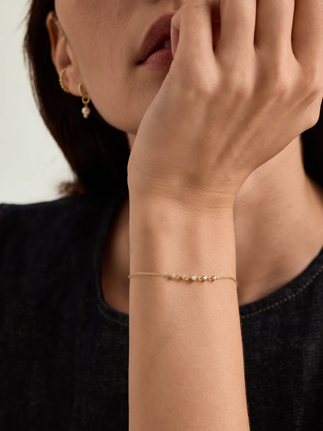 Graduated Crystal Bracelet