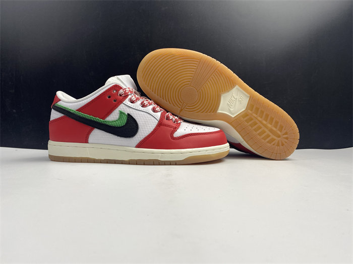 NK SB Dunk Low Frame Skate Habibi CT2550-600