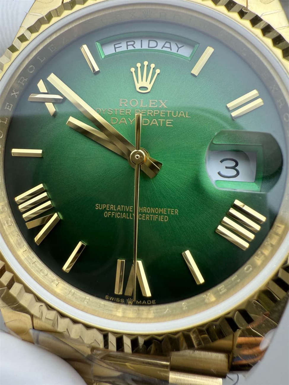 Rolex Day-Date 40 Green Replica (QF Factory) – 195g Heavy Tungsten Gold