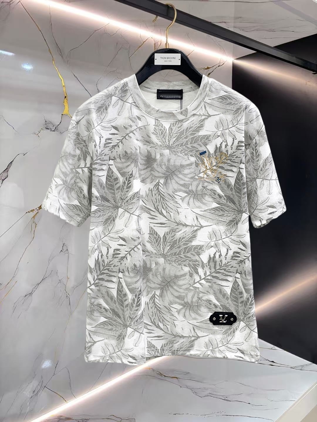 LV T-shirt