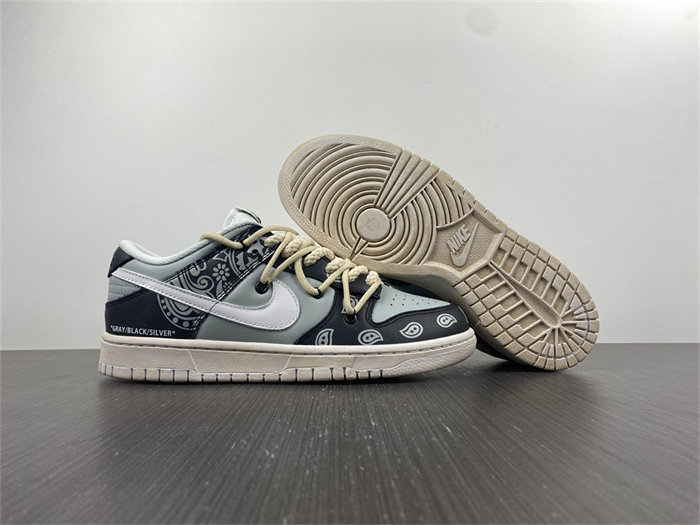 NK Dunk Low RETRO DD1503-109