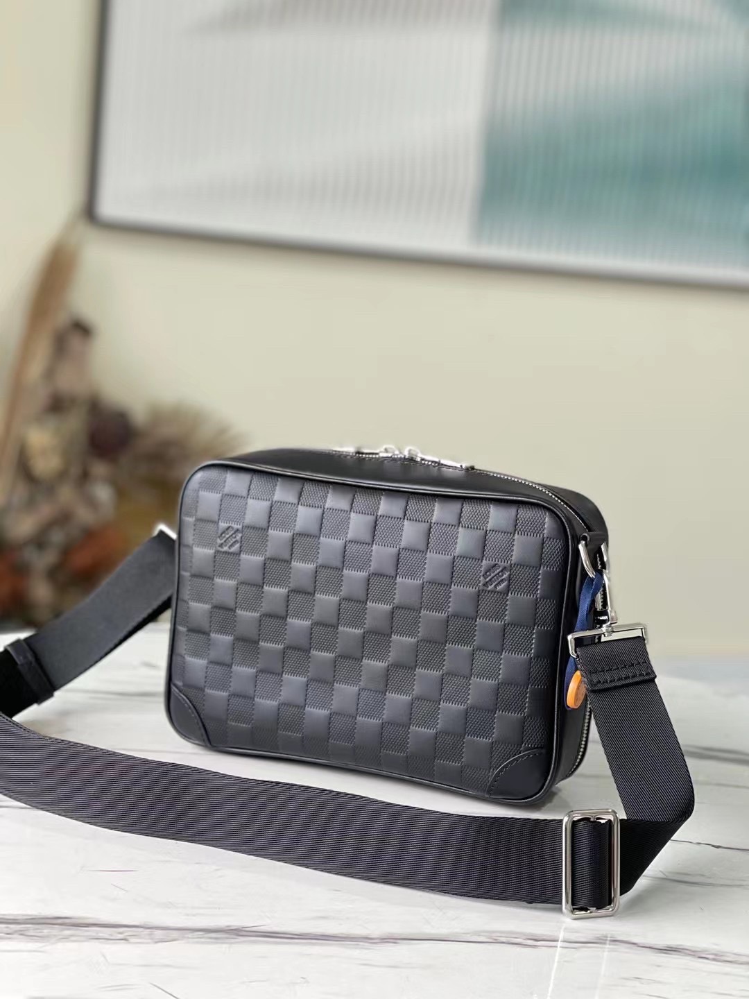 LV Shoulder bag/handbag 27*18*7cm