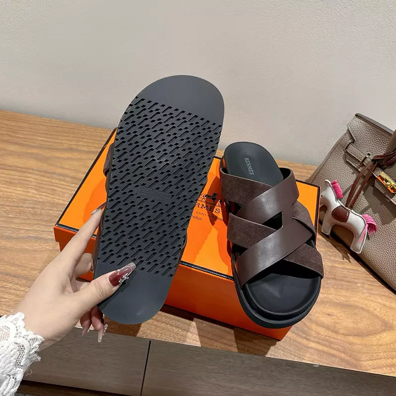 Fashion High Quality Real Leather Slippers LX-872319