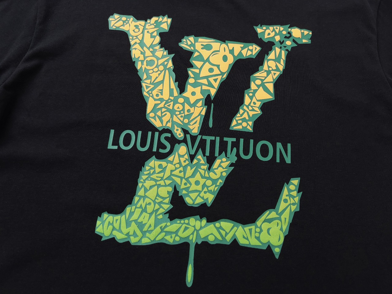 Fashion T-shirt TX-9710117