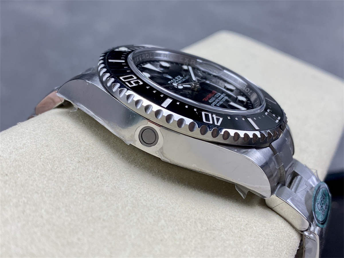 Rolex Sea-Dweller 126600 Replica – Premium Single Red Super Clone Diver Watch