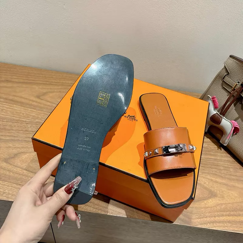 New High Quality Real Leather Slippers LX-872323