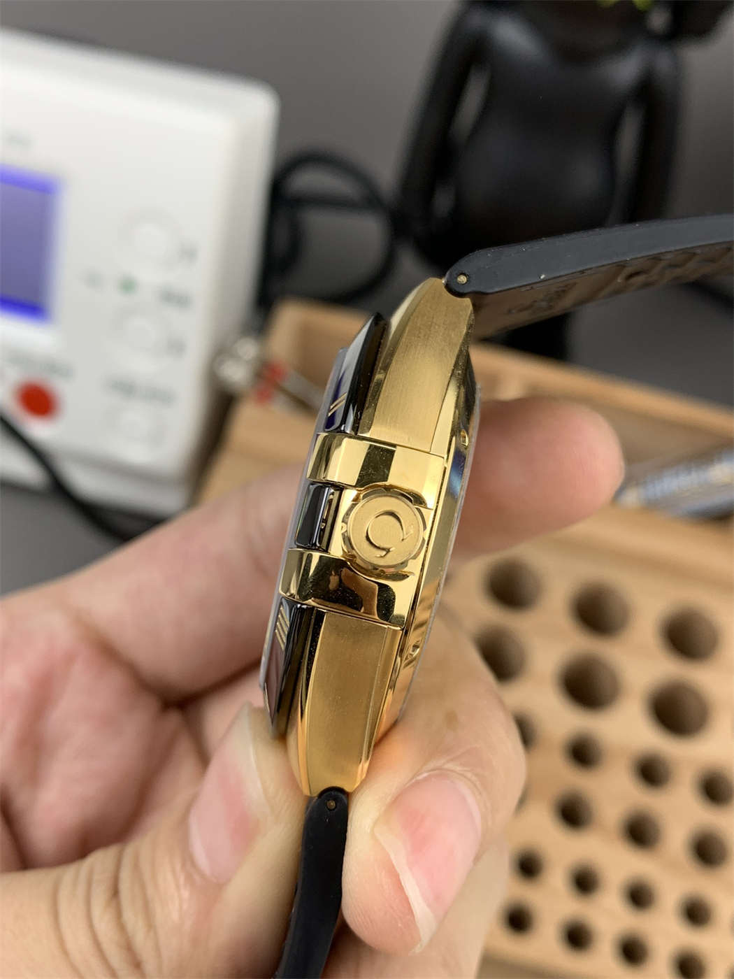 Omega Constellation Gold Replica – VS Factory 41mm Black Dial