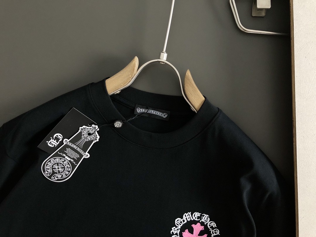 Chrome H 24 Cross Sanskrit cloth embroidered t-shirt