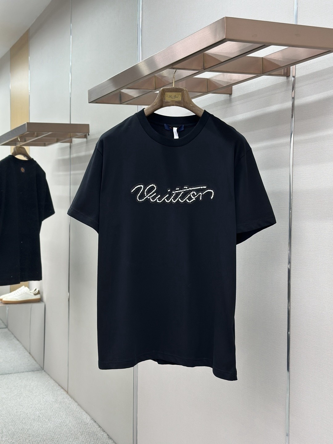 LV T-shirt