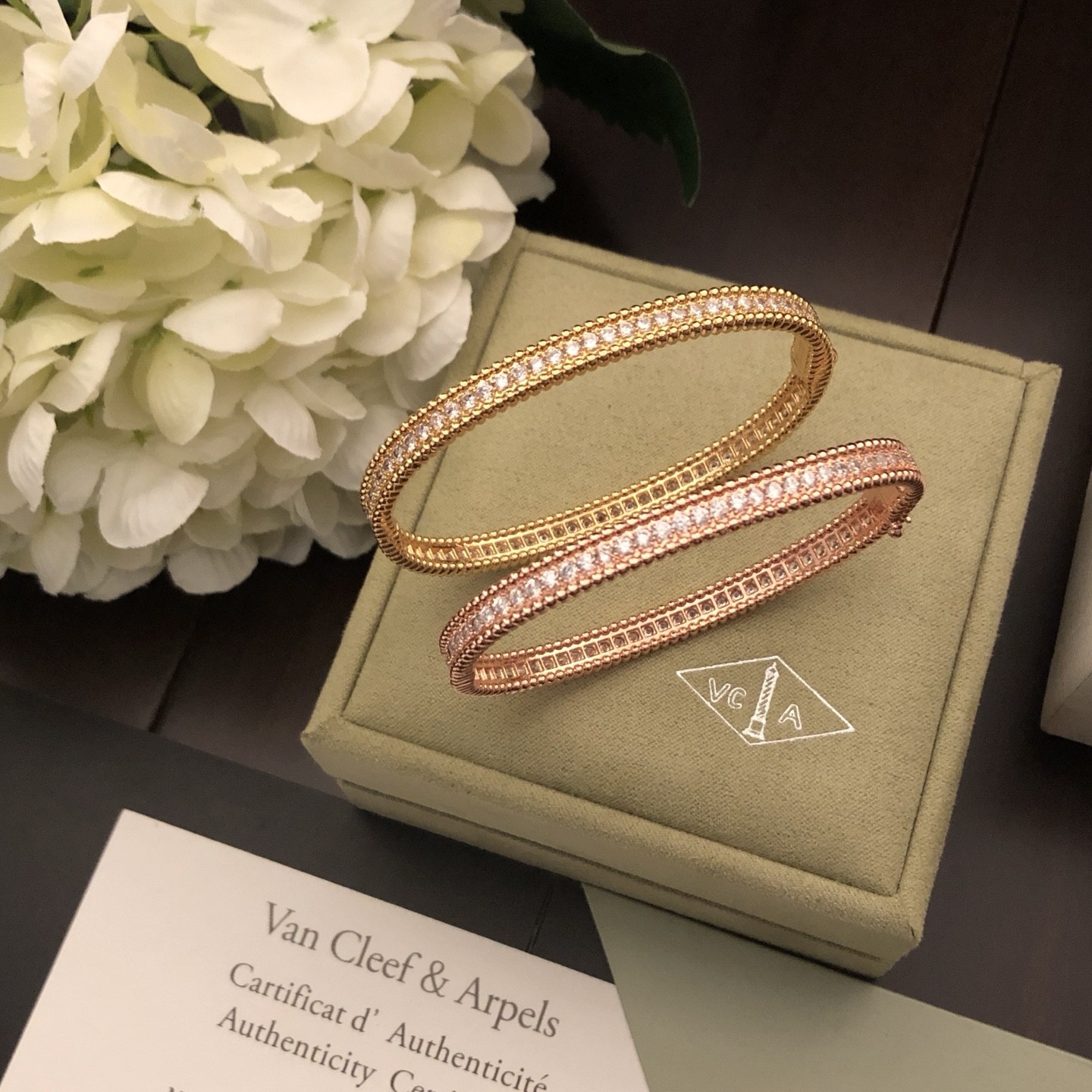 VCA Bracelets（Multiple colors）