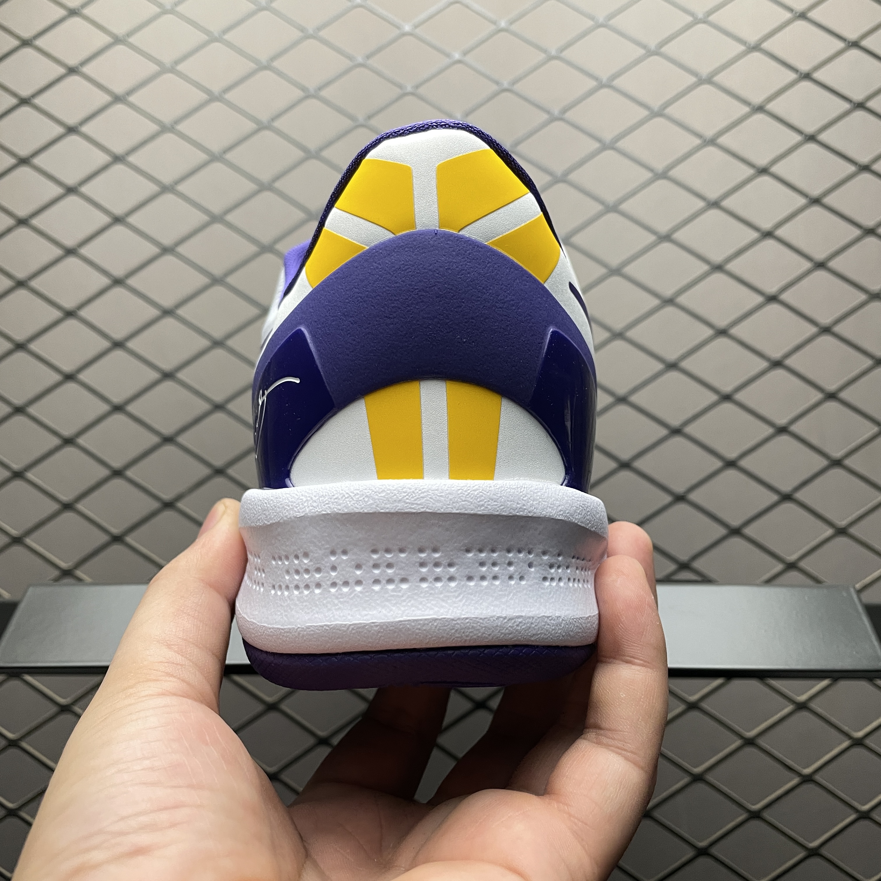NK Kobe 8