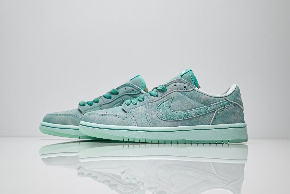 Air JRD 1 Low HQ8111 300