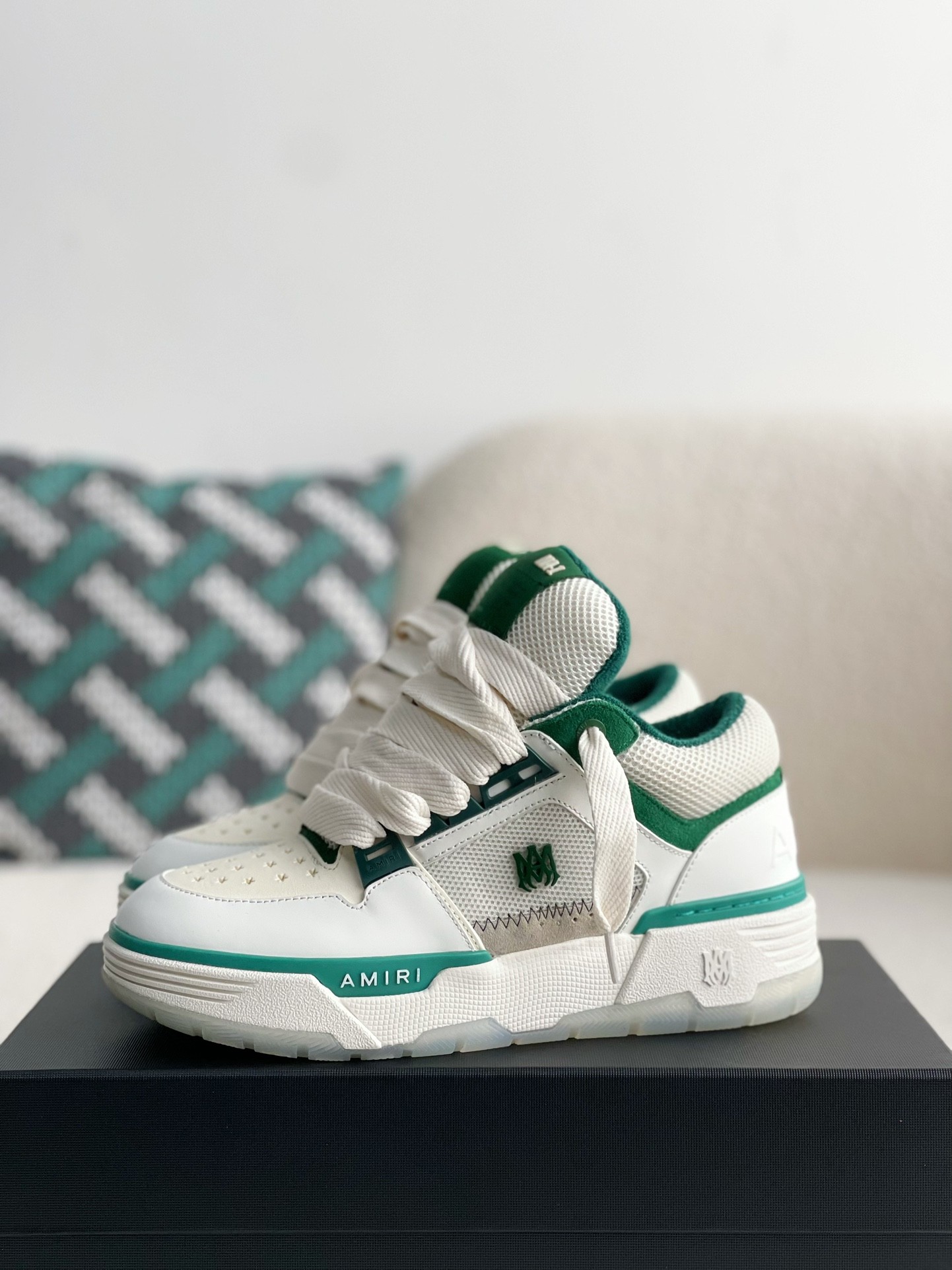 AMRI Sneakers