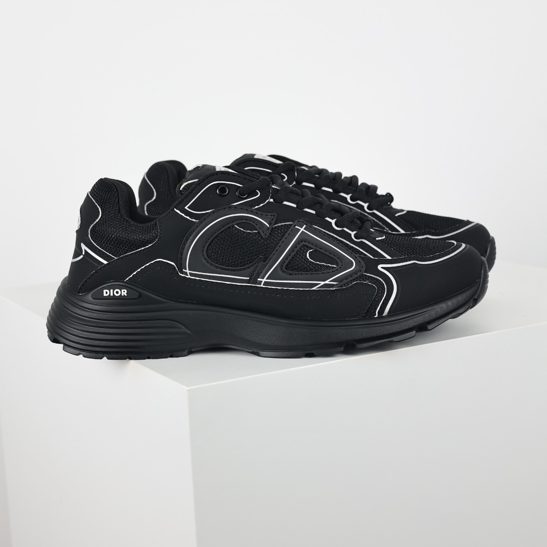 DR B30 Sneakers