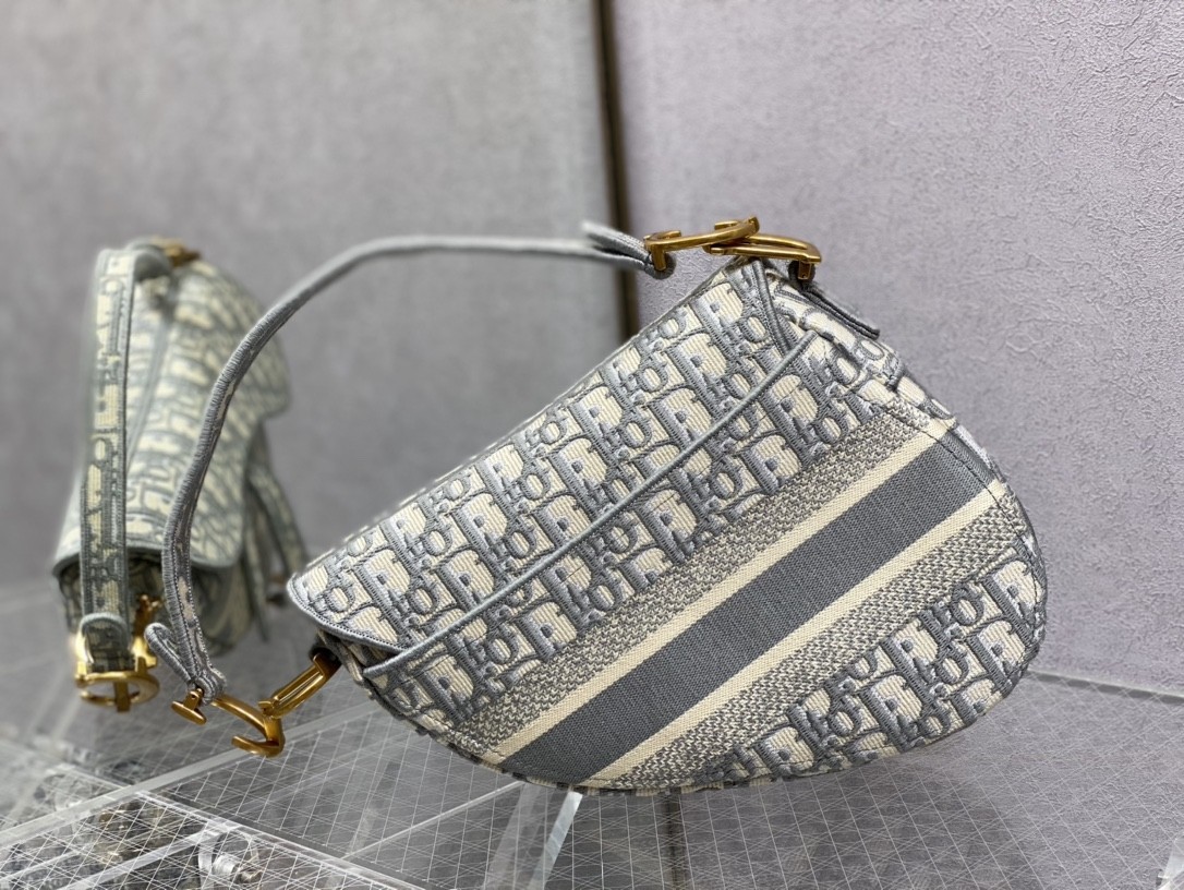 DR Saddle bag 25.5x20x6.5cm