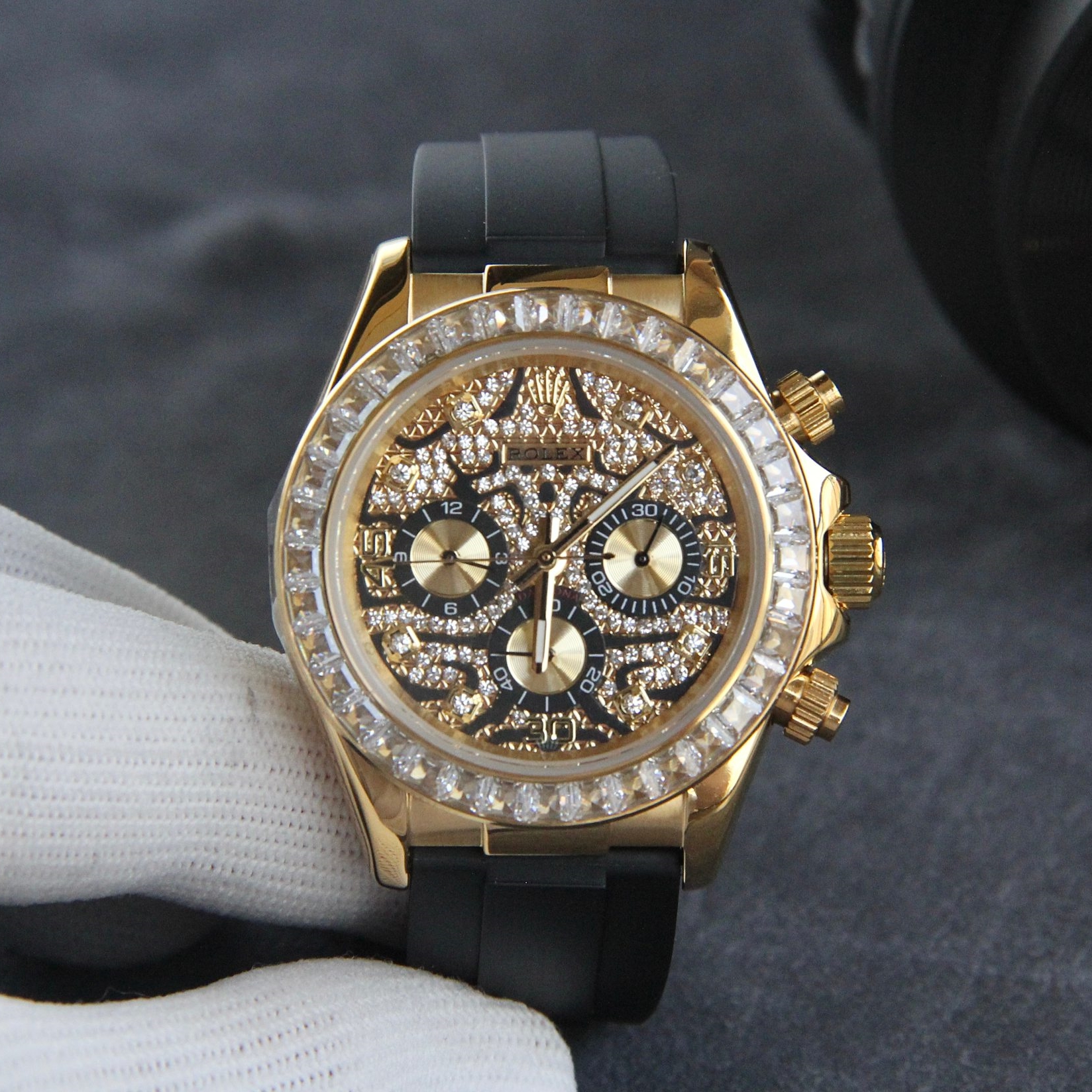 Rolxx Daytona Eye of the Tiger 40mm Gold Dial Rubber Watch Band Size:40mm