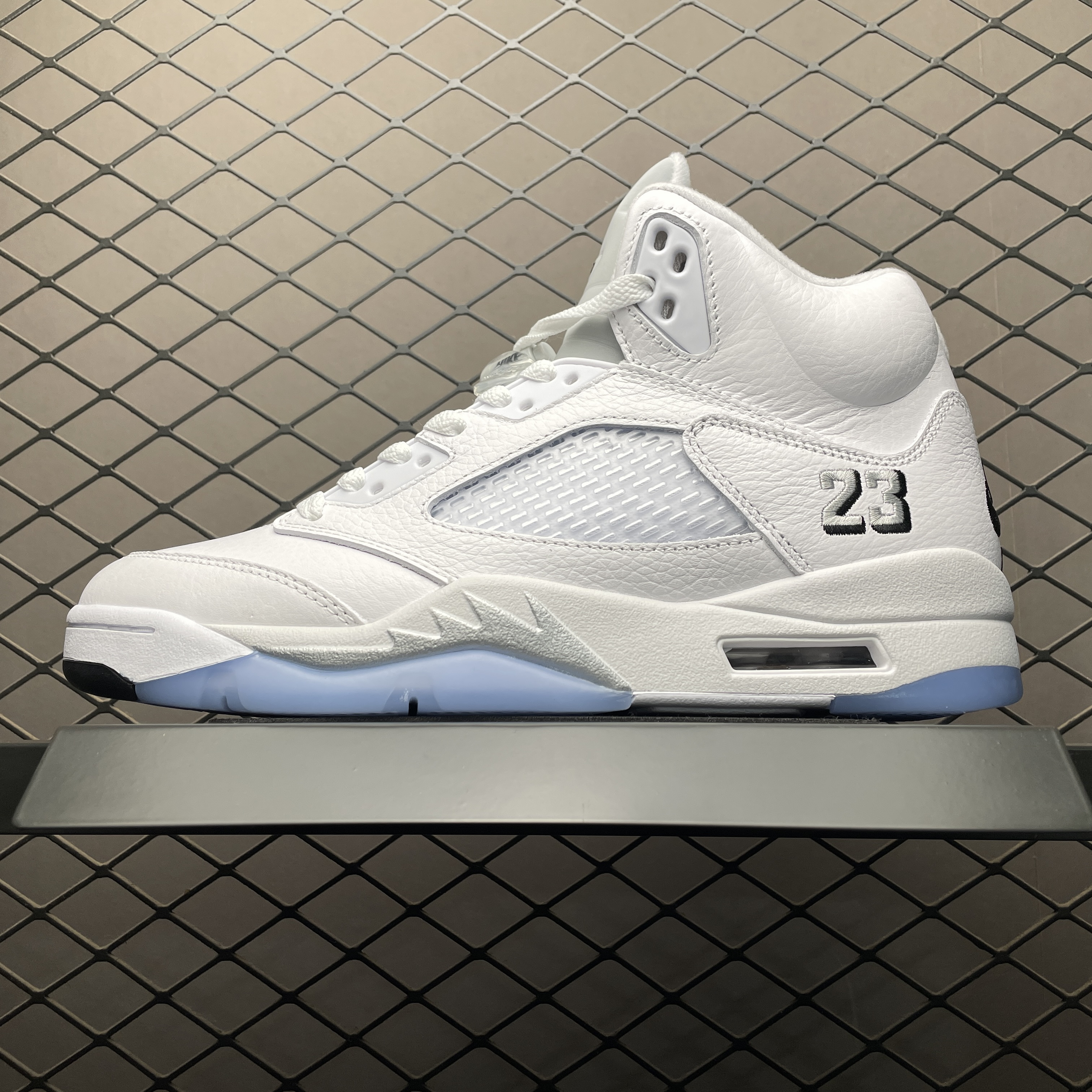 JRD5 Retro HQ7978-103