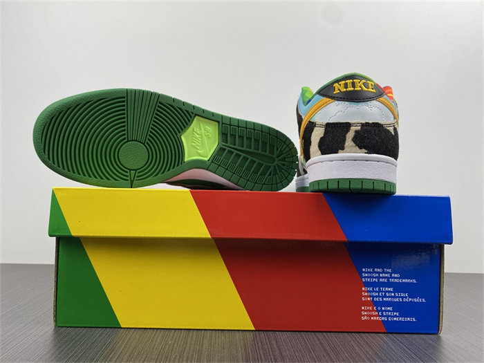 NK SB Dunk Low Ben & Jerry's Chunky Dunky CU3244-100