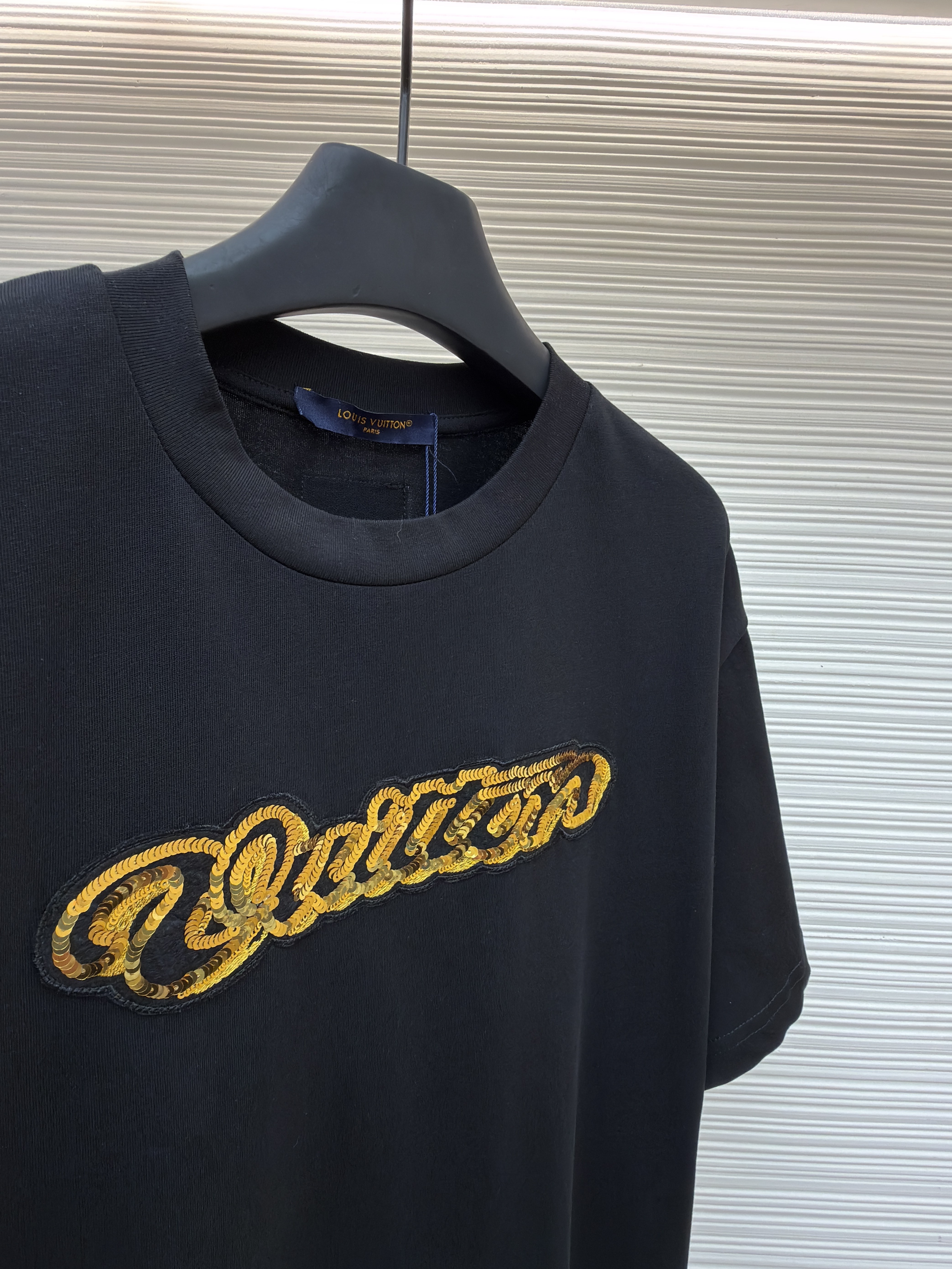 LV T-shirt