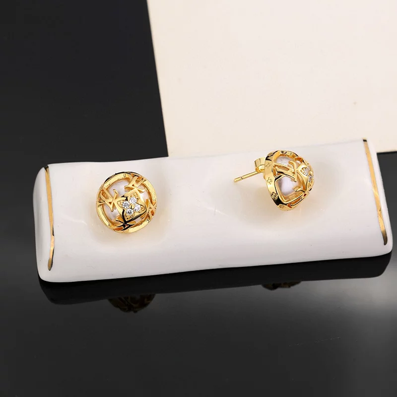 Minimalist Pearls Earrings ED-931315
