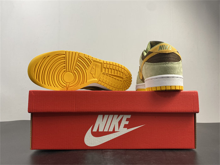 NK Dunk Low Dusty Olive DH5360-300