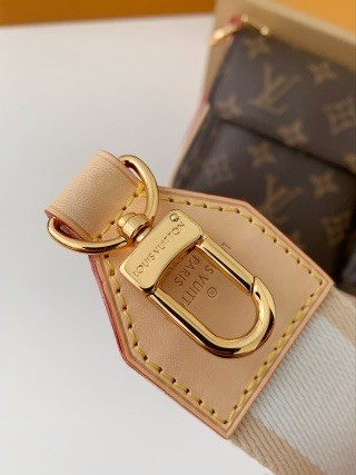 LV VIBE monogram handbag M46999,