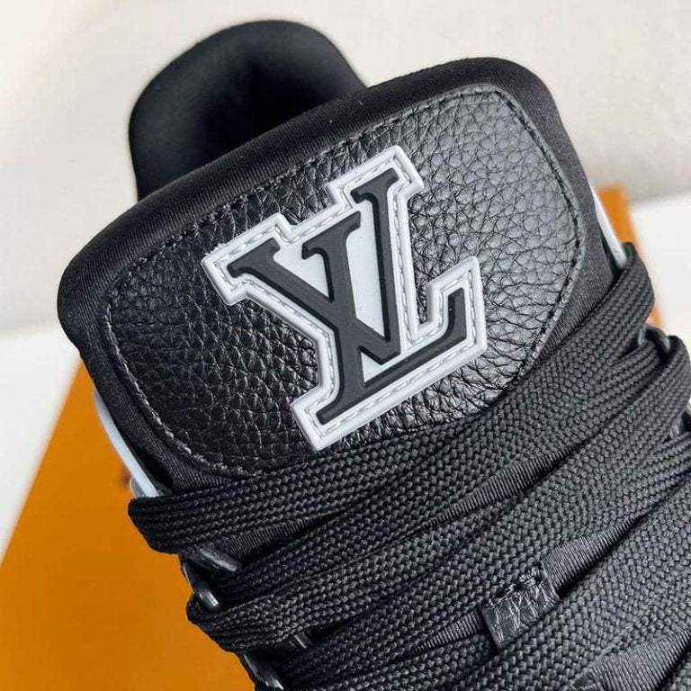 LV  Trainer