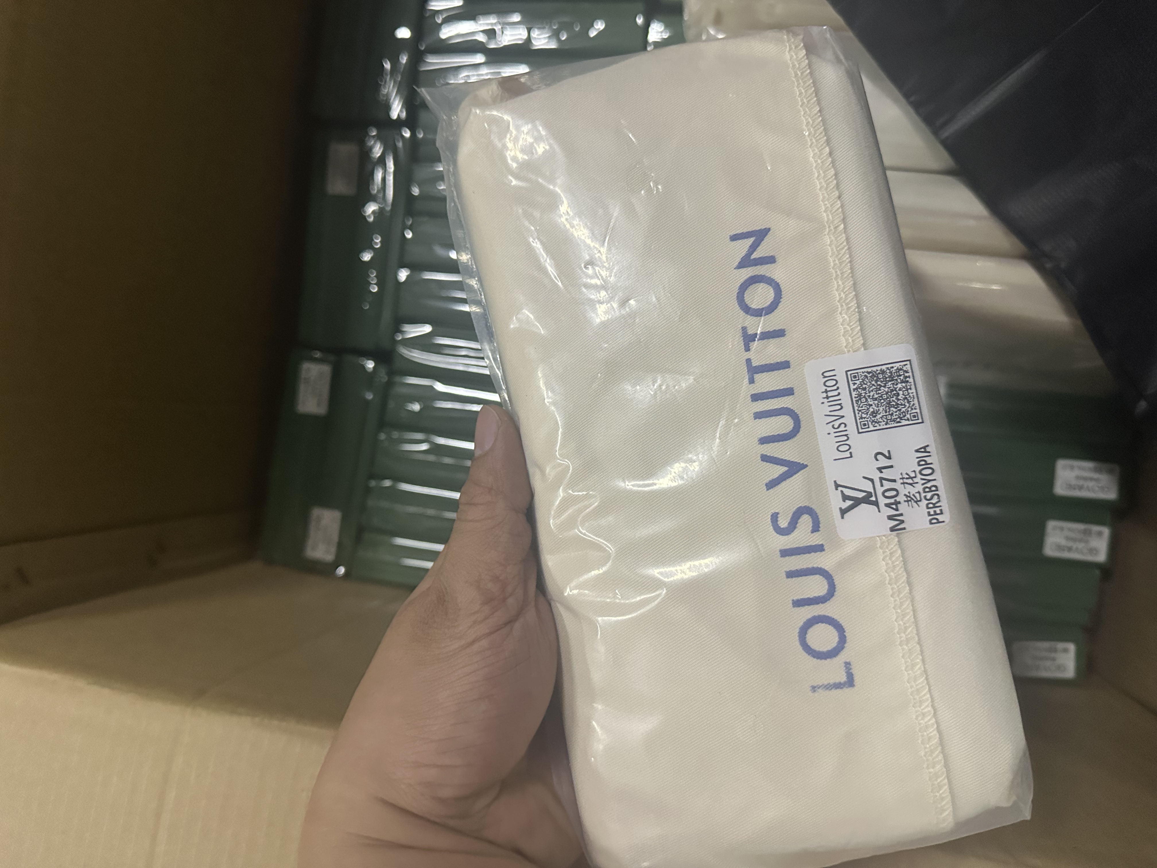 Q15：Louis Vuitton Multi Pochette Accessoires(Without box and chain)