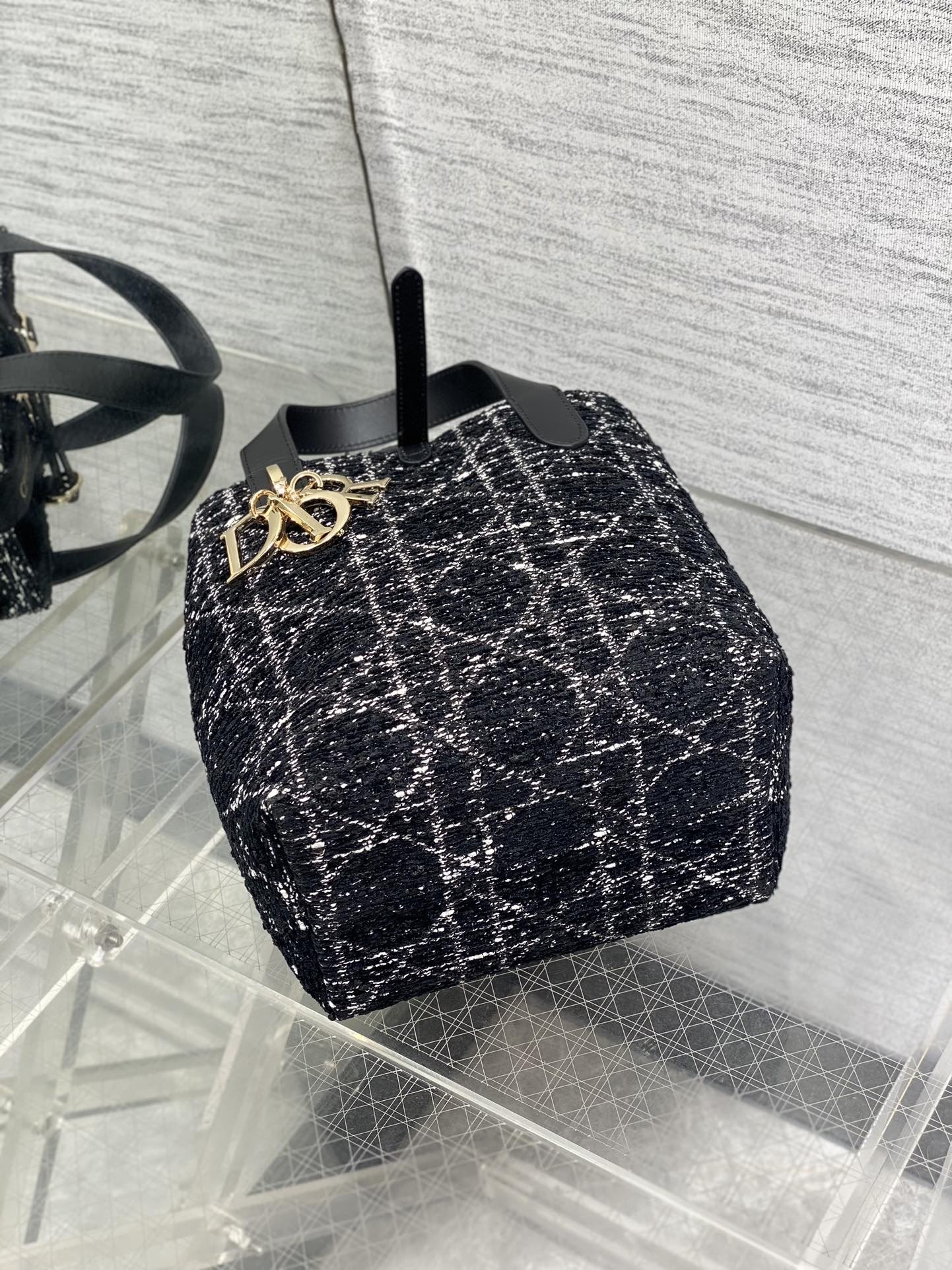 DR Handbag 18x16x12cm