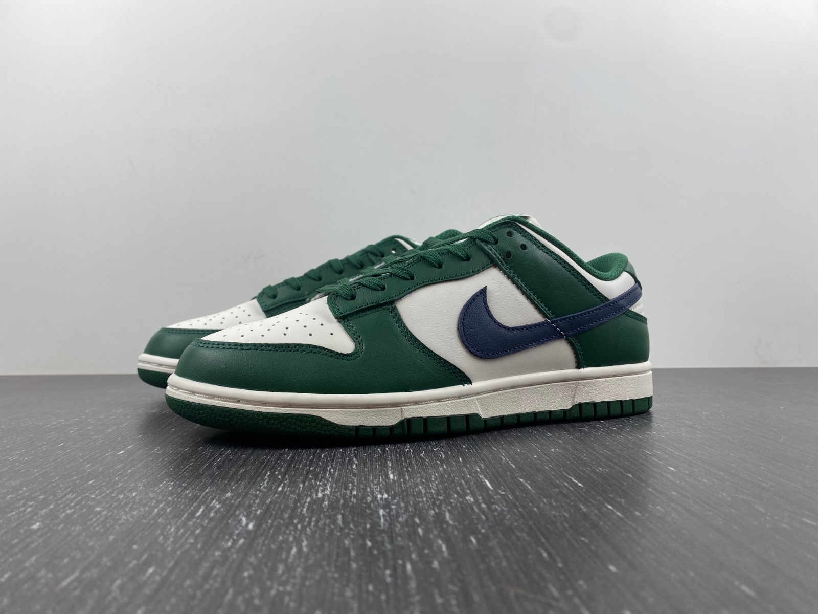 NK Dunk Low Retro Gorge Green Midnight Navy DD1503-300