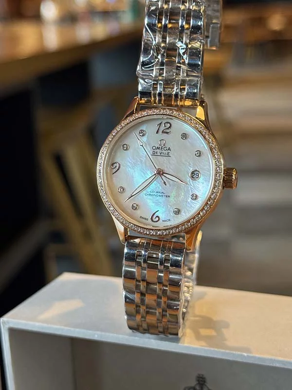 Fashion 32mm Stone-set Dial Woman’s Quartz Movement Watch WB-6630026