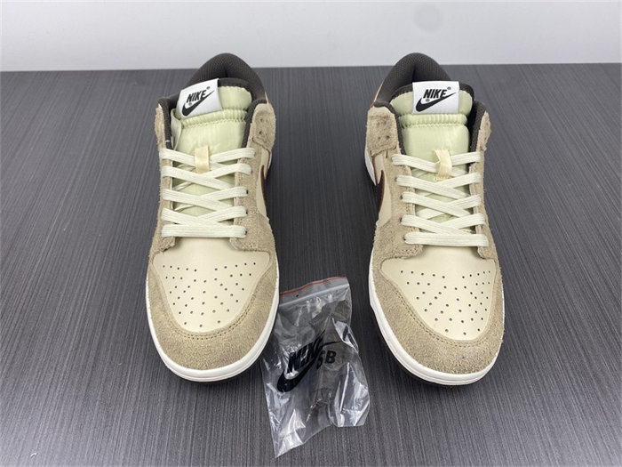 NK Dunk Low Retro PRM Animal Pack Giraffe/Cheetah DH7913-200