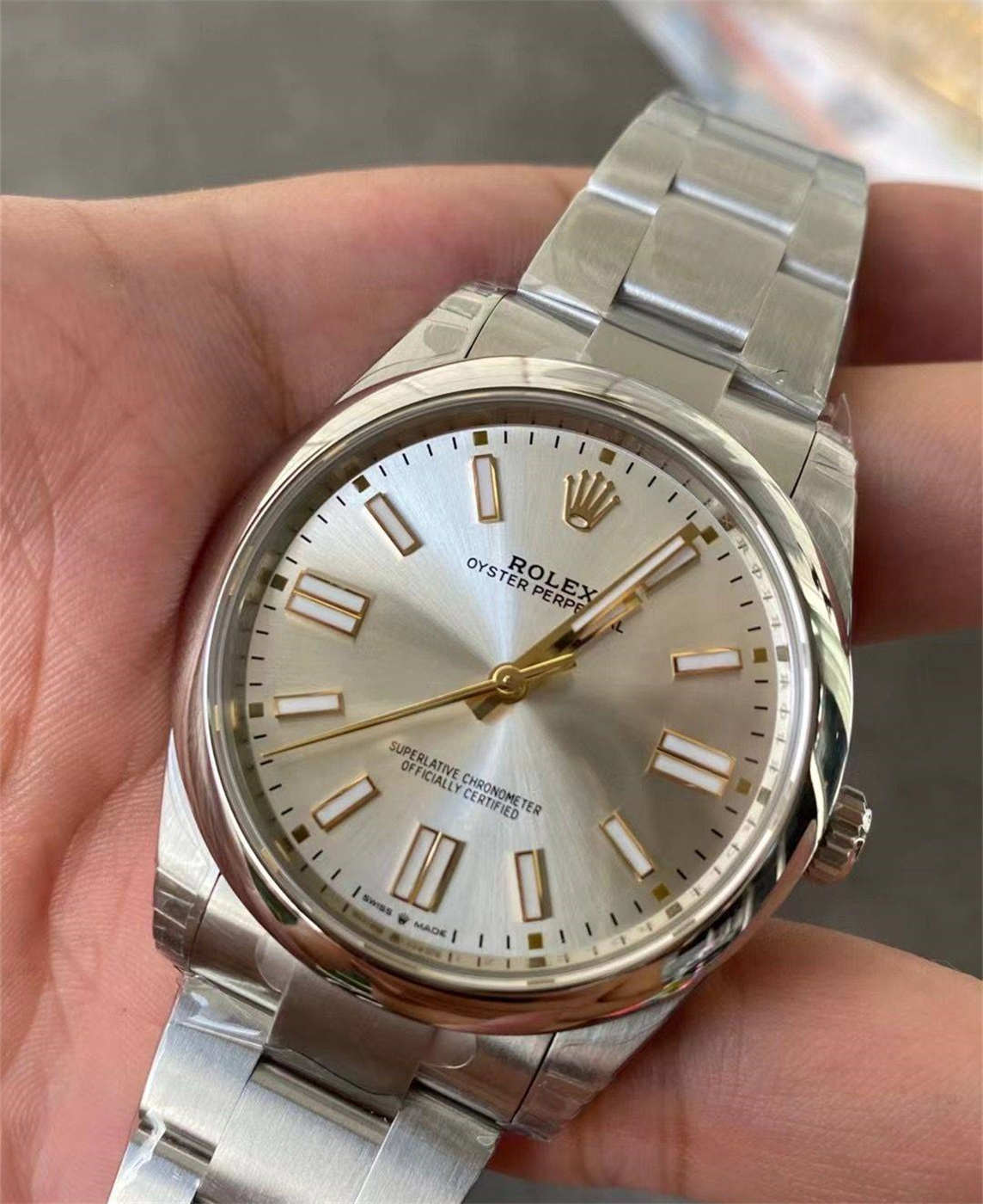Rolex Oyster Perpetual 41 Silver Dial Replica – VS Factory M124300-0001 with Dandong 3230 Movement