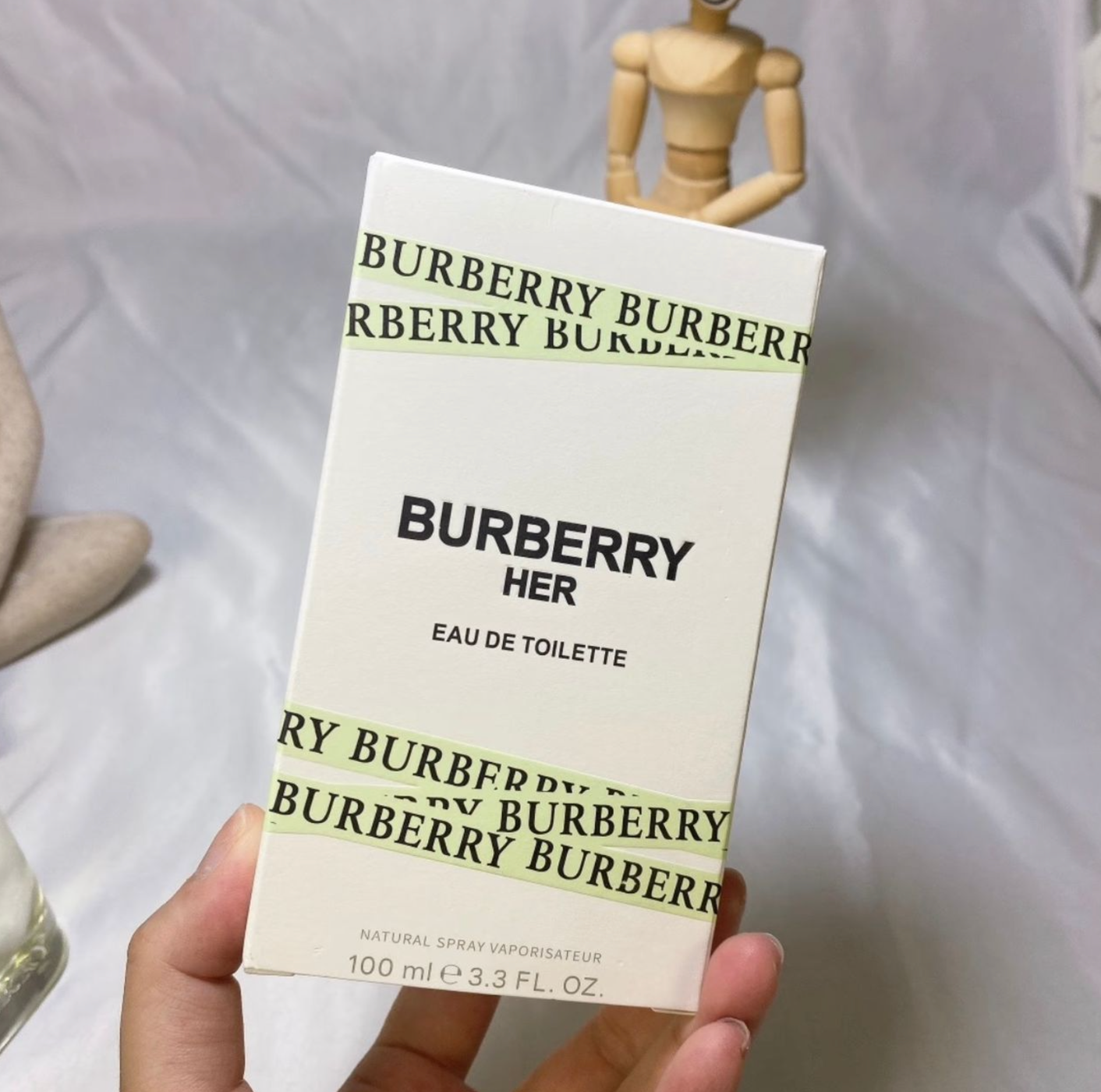 BURBERRY Her Eau de Toilette Spray 100ml