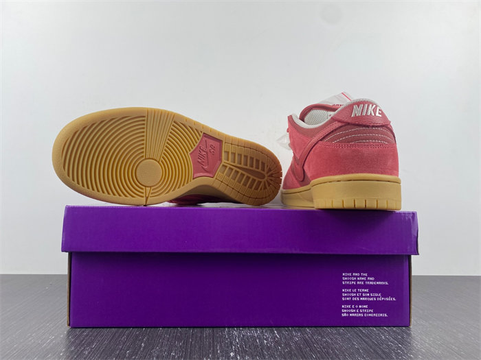 NK SB Dunk Low Adobe DV5429-600