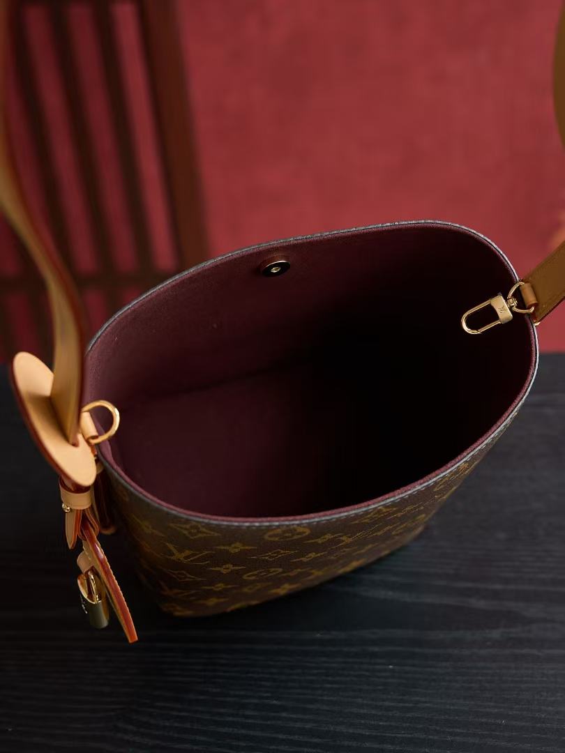 LV ALL-IN BB M12925 18*12*16CM