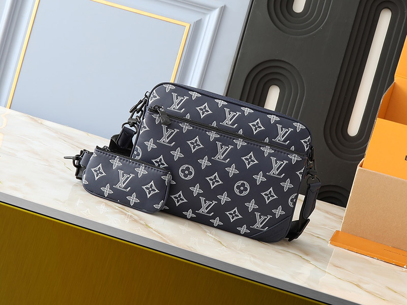 Size 9.8″x7.3″x2.8″ Adjustable Strap Handbag with Small pocket cardhold BB-921526
