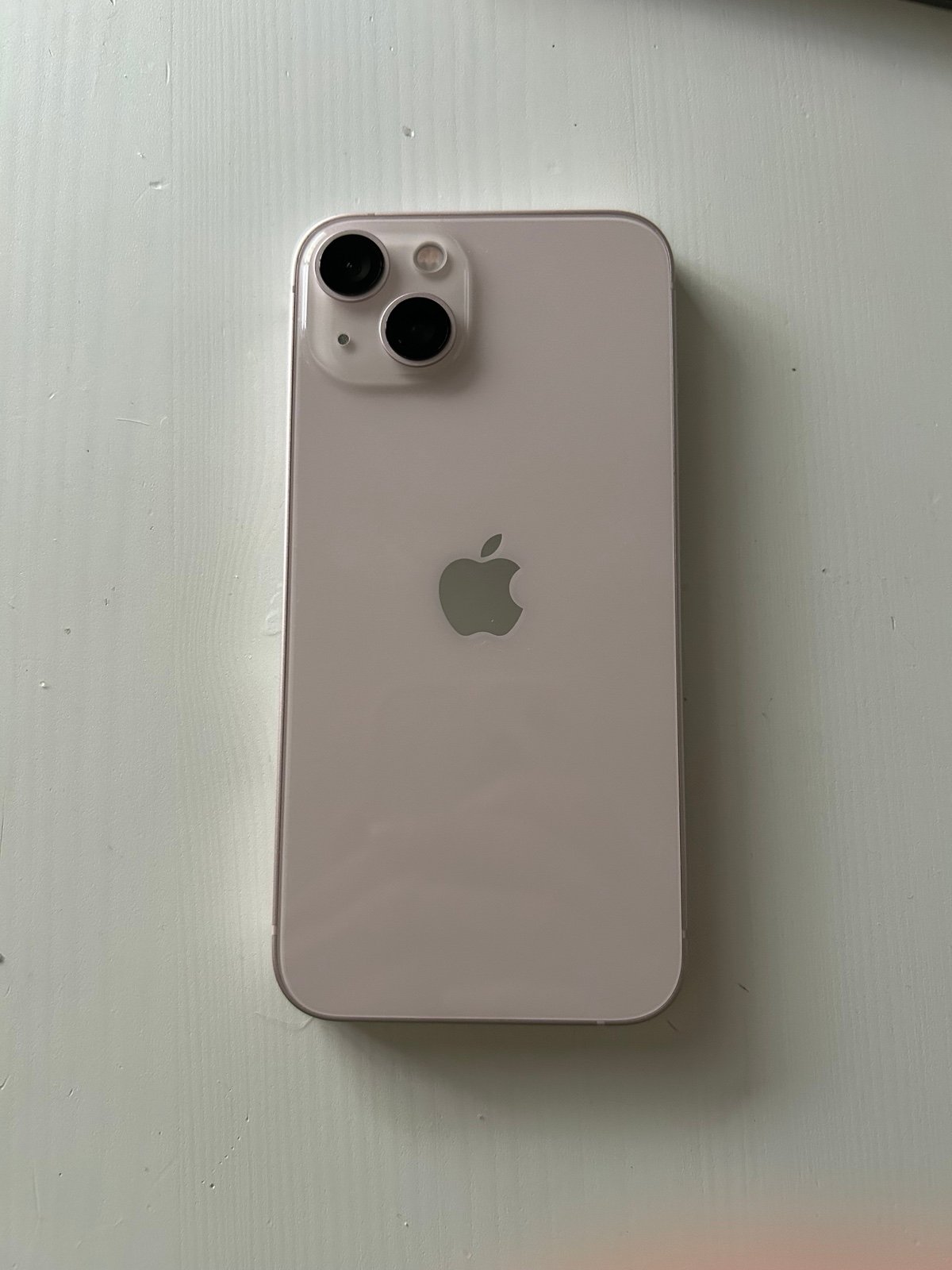 iPhone 13 1D92