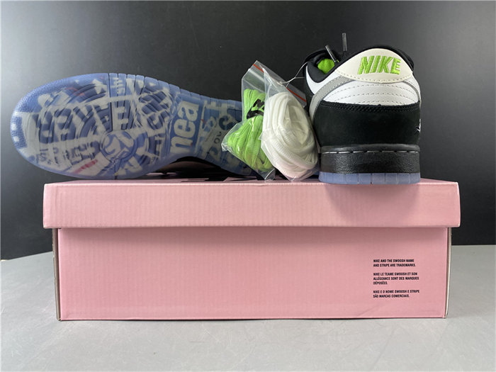NK SB Dunk Low Staple Panda Pigeon BV1310-013