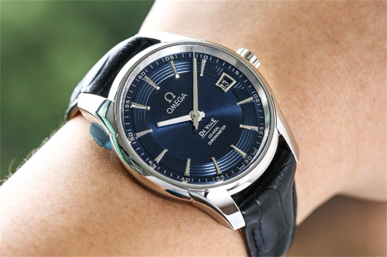 Omega De Ville Hour Vision Blue Replica (VSF 8500 Clone) – 360° Sapphire Casebody