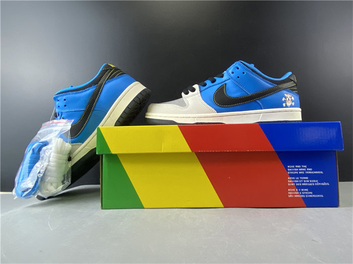 NK SB Dunk Low Instant Skateboards CZ5128-400