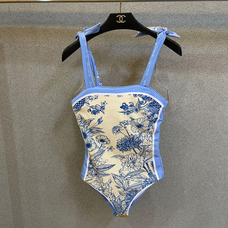 Sexy Reversible One-piece Smocked Swimsuit YY-925449