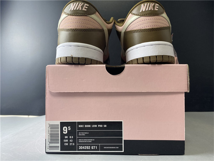 NK Dunk SB Low Stussy Cherry 304292-671