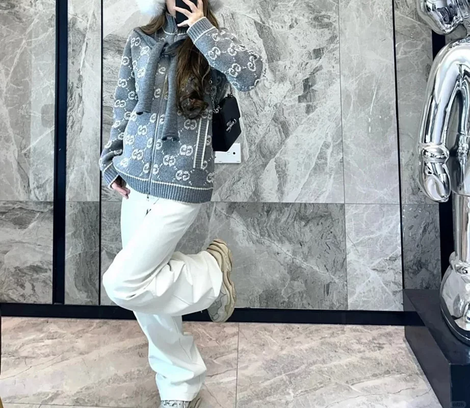 Printed wool knitted sweater MY-93261