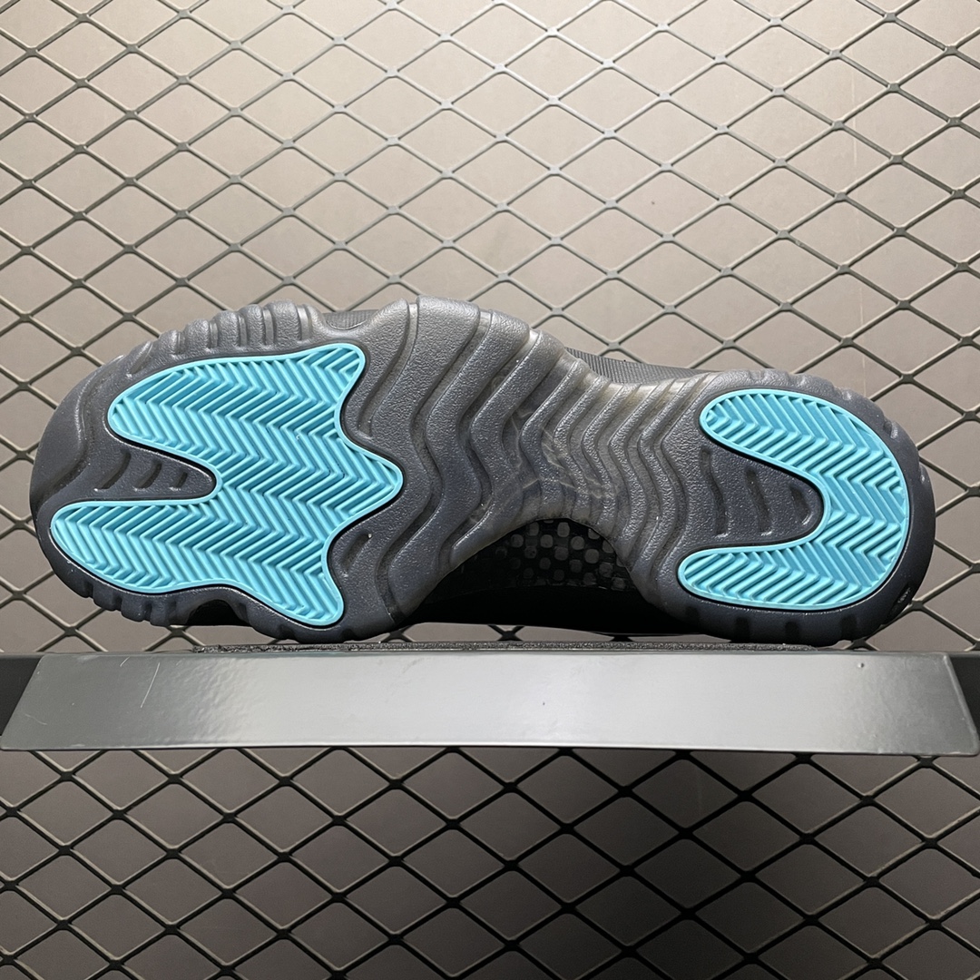 JRD 11 Retro Gamma Blue CT8012-047