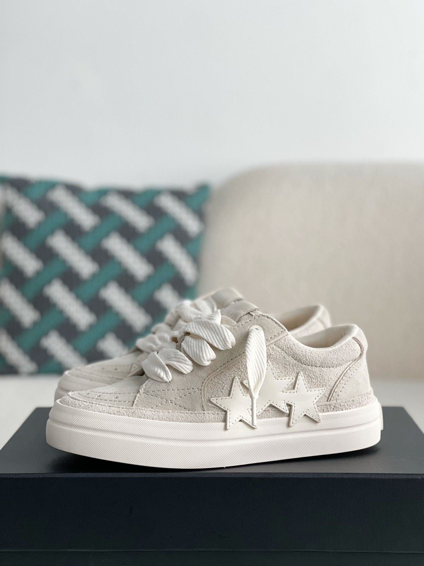 AMRI Sneakers