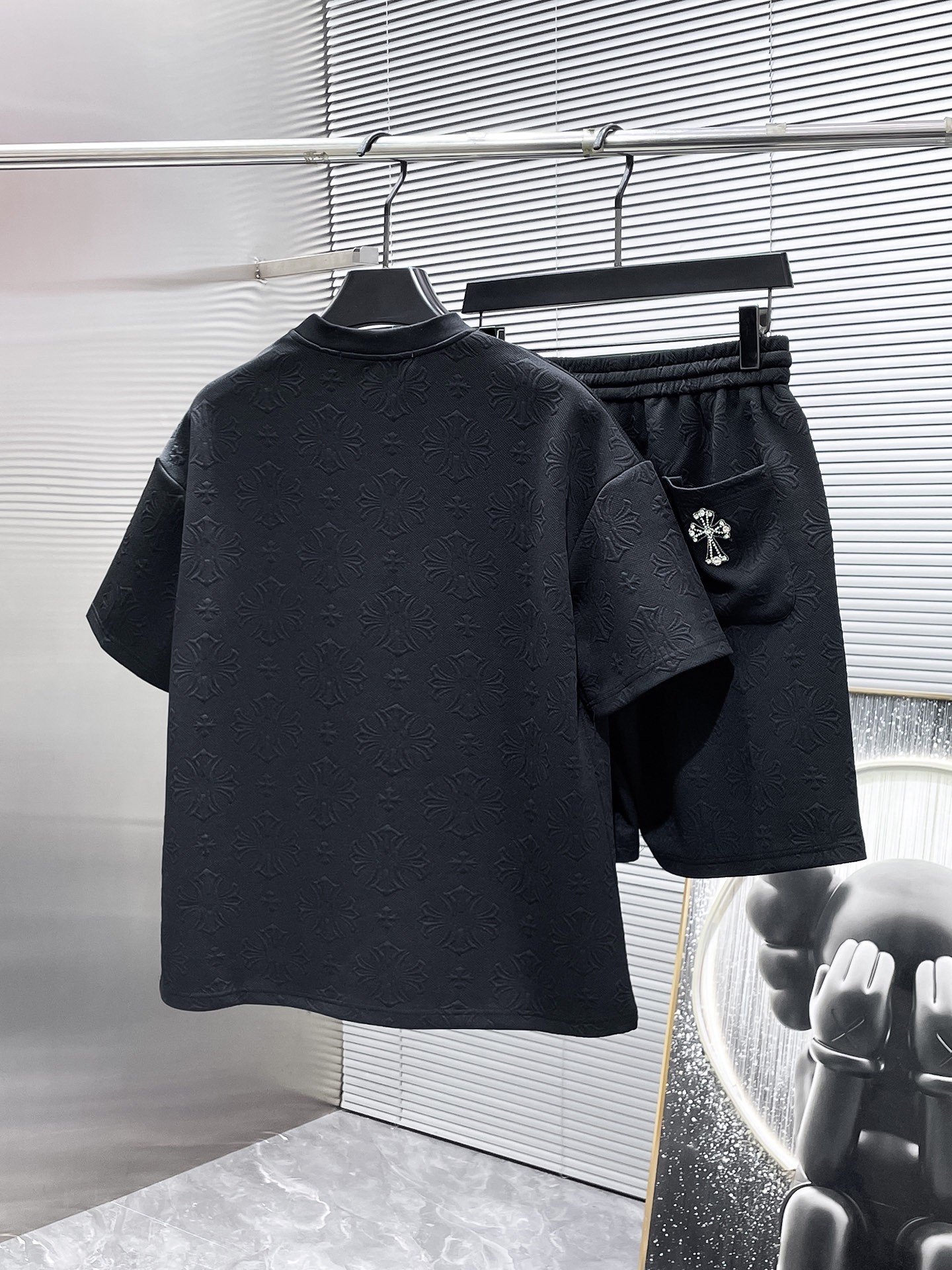 Chrome H Two-piece suit